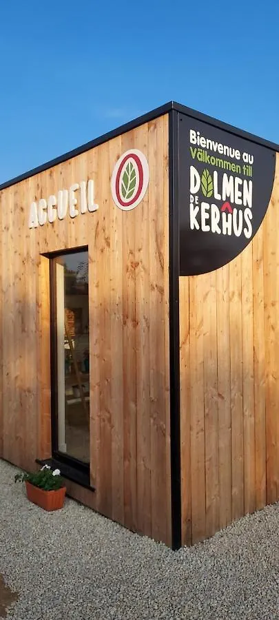 Au Dolmen De Kerhus 