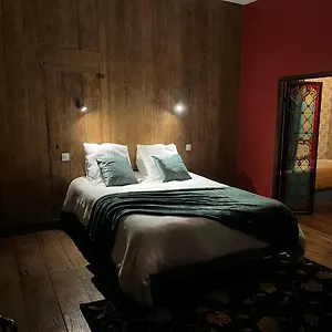 Mercier De Montigny - Les Du Beffroi - Et Massage Couette-café